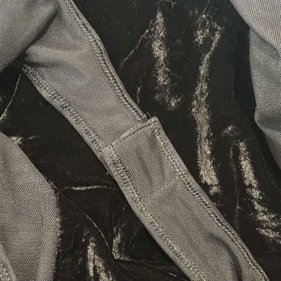 NWT Cinq a Sept Black Velvet/Mesh Bodysuit Small - Picture 12 of 13
